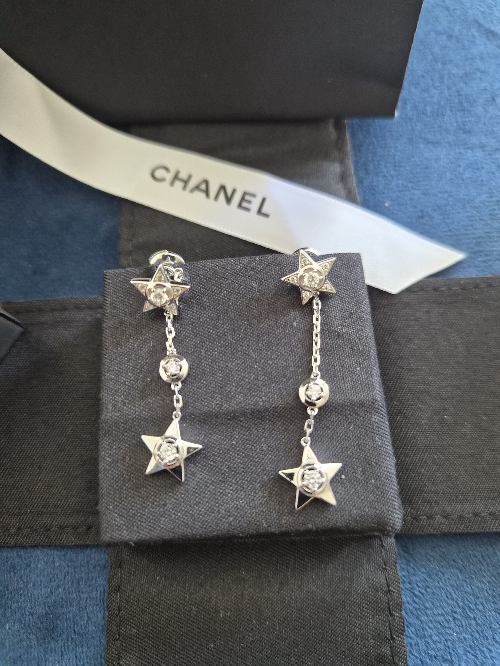 Chanel Silver Star Drop Earrings - Silver